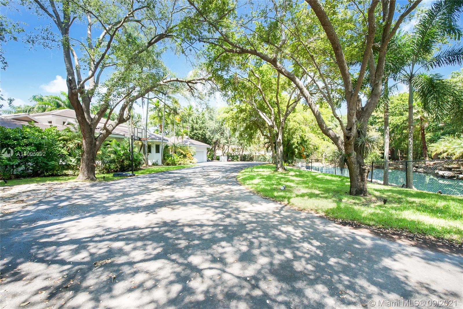 ROCKDALE ESTATES - Residential