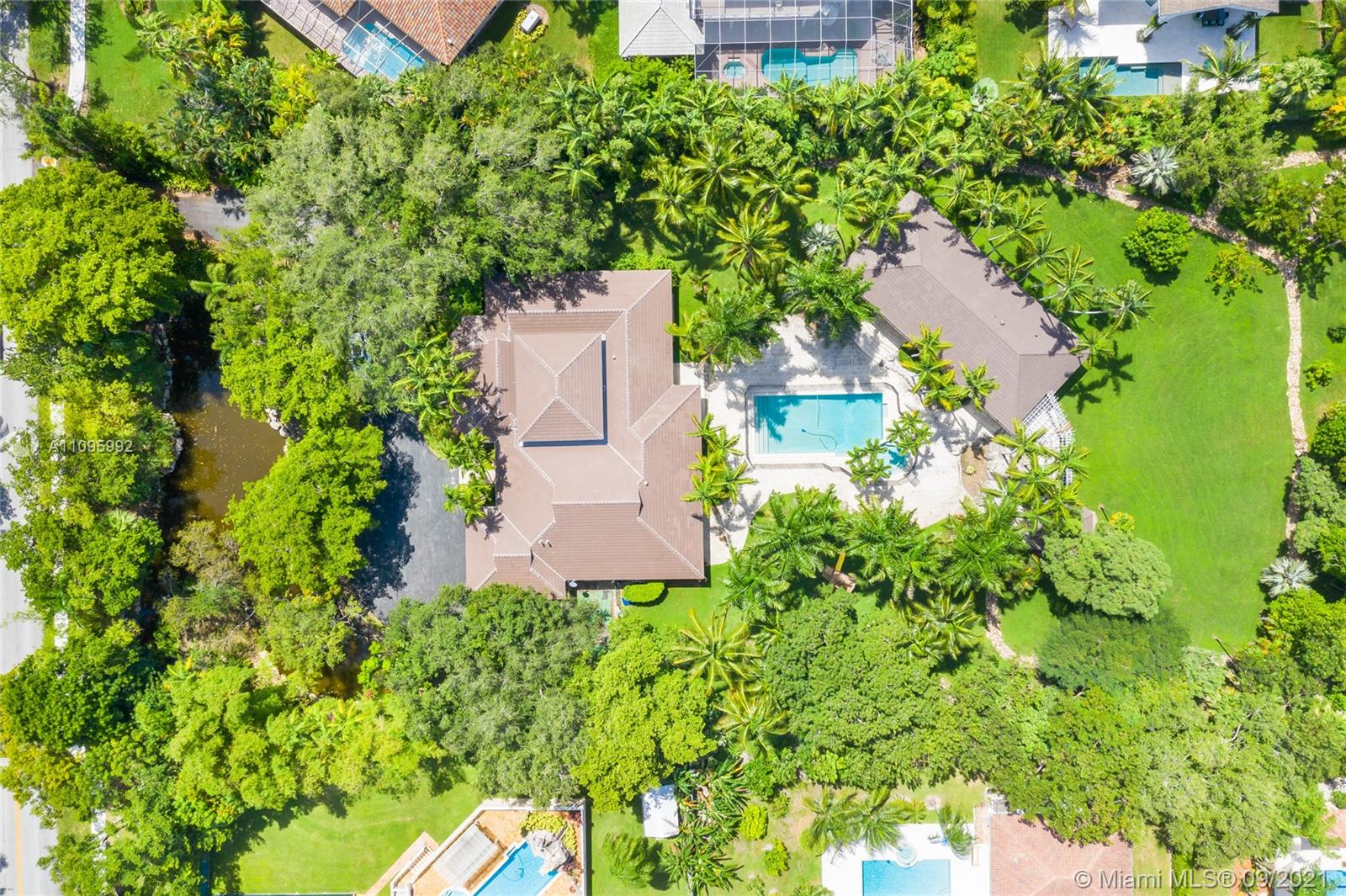 ROCKDALE ESTATES - Residential