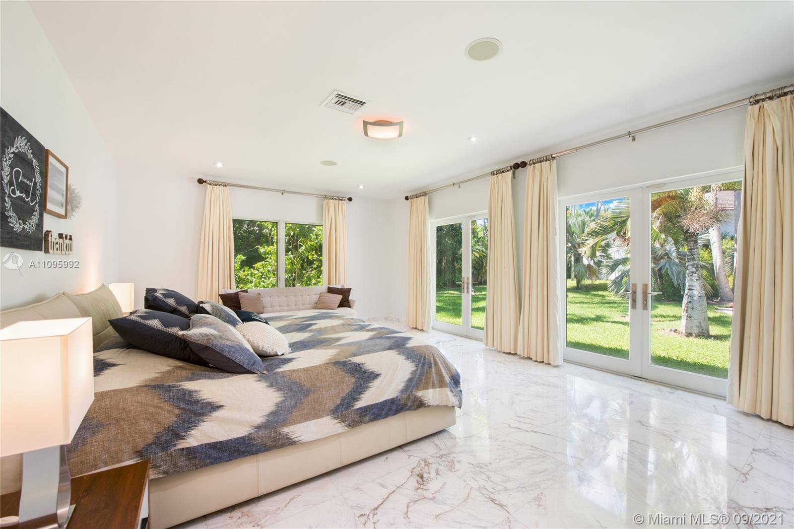 ROCKDALE ESTATES - Residential