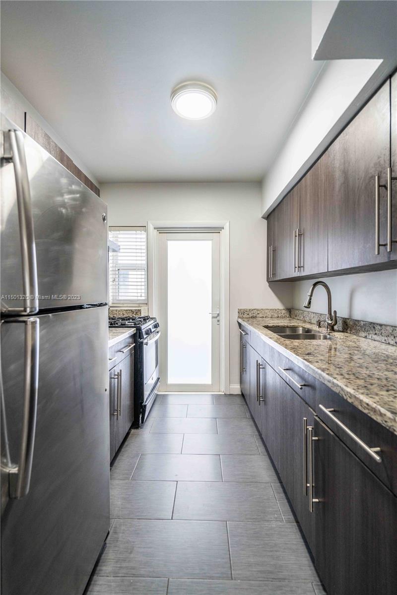 BEACH BAY SUB - Residential Lease