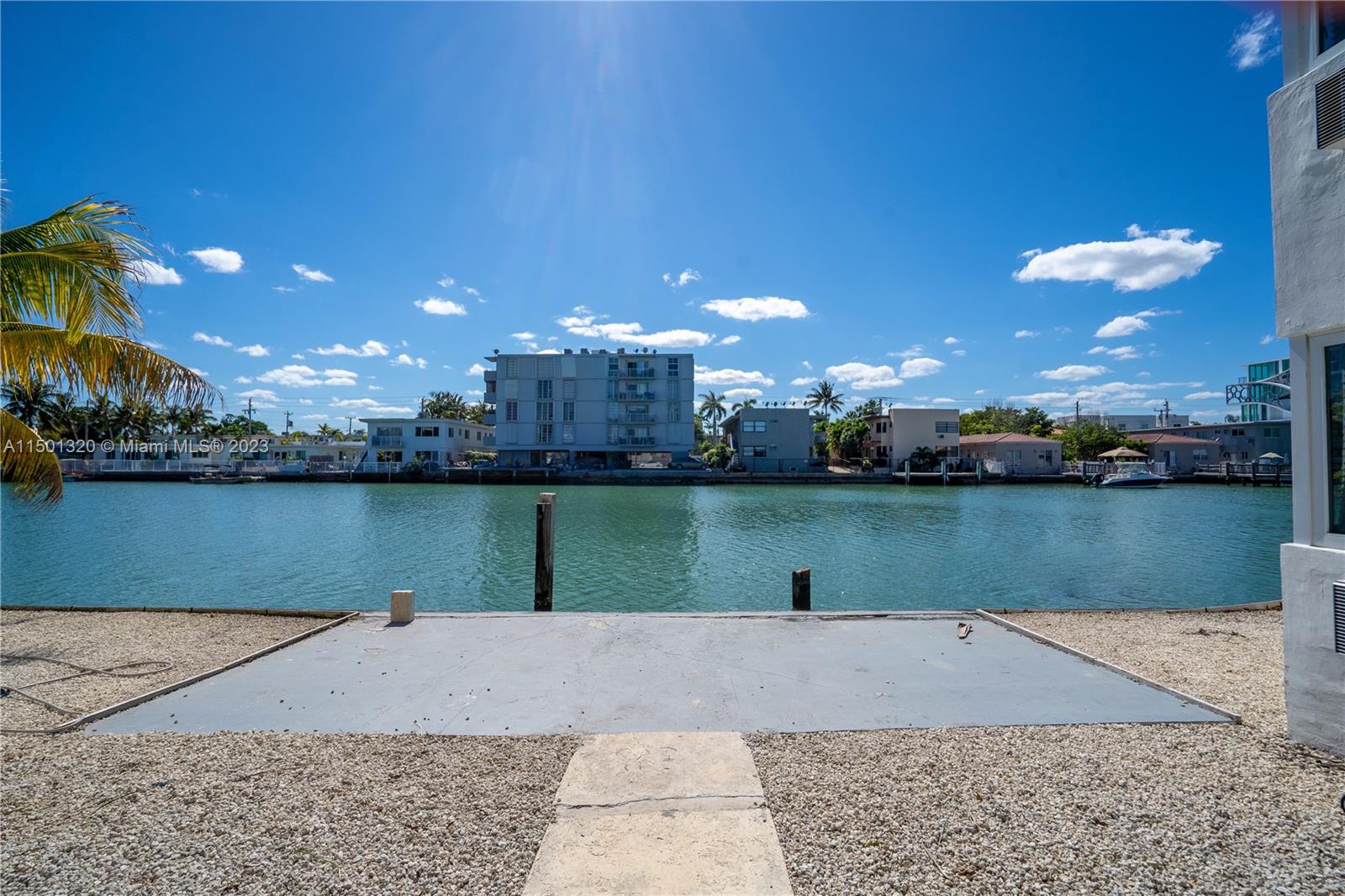 BEACH BAY SUB - Residential Lease