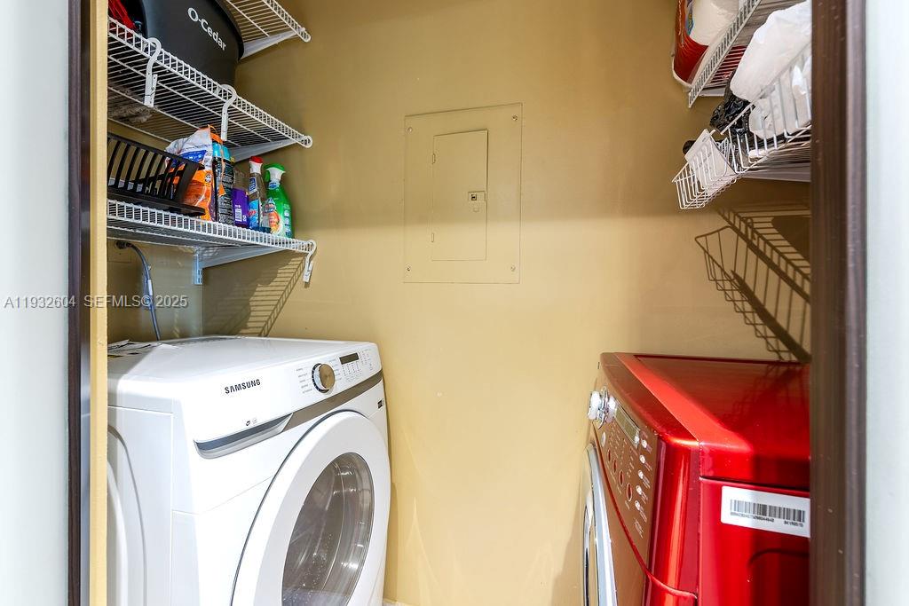 THE YACHT CLUB AT AVENTUR - Residential Lease