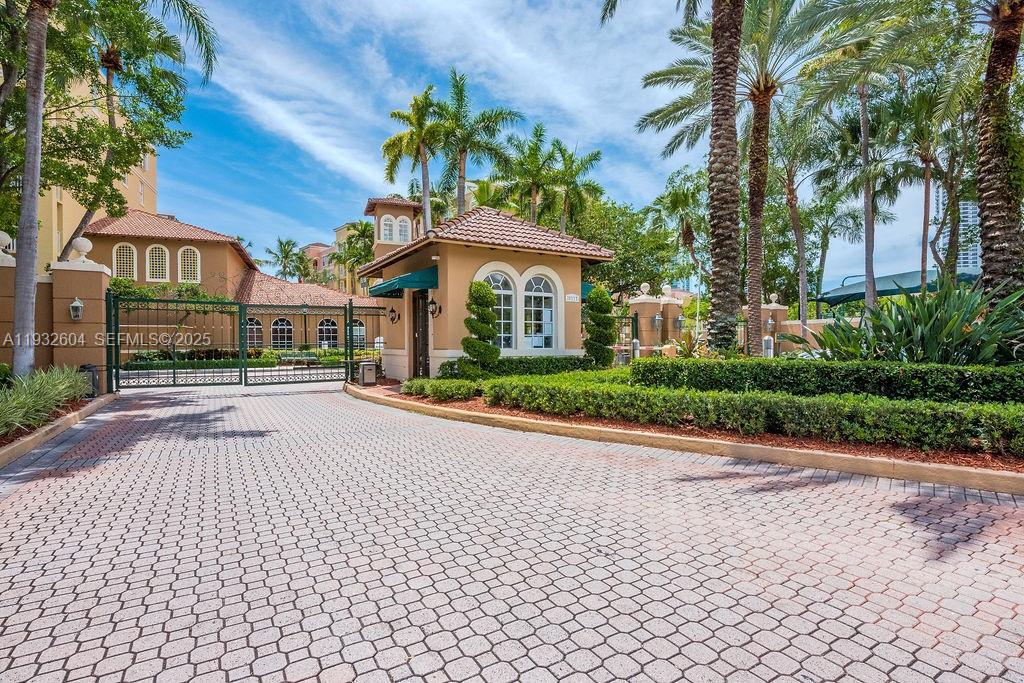 THE YACHT CLUB AT AVENTUR - Residential Lease