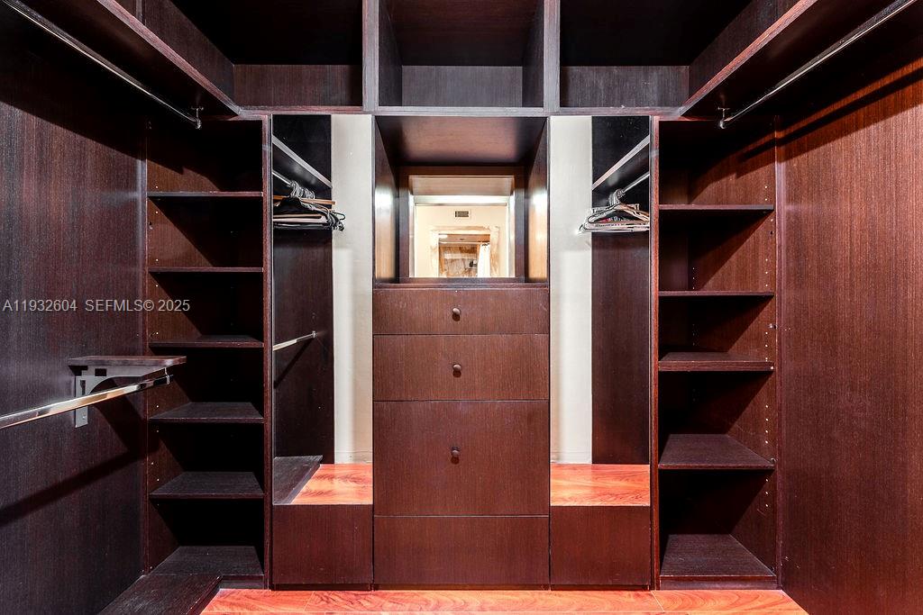 THE YACHT CLUB AT AVENTUR - Residential Lease