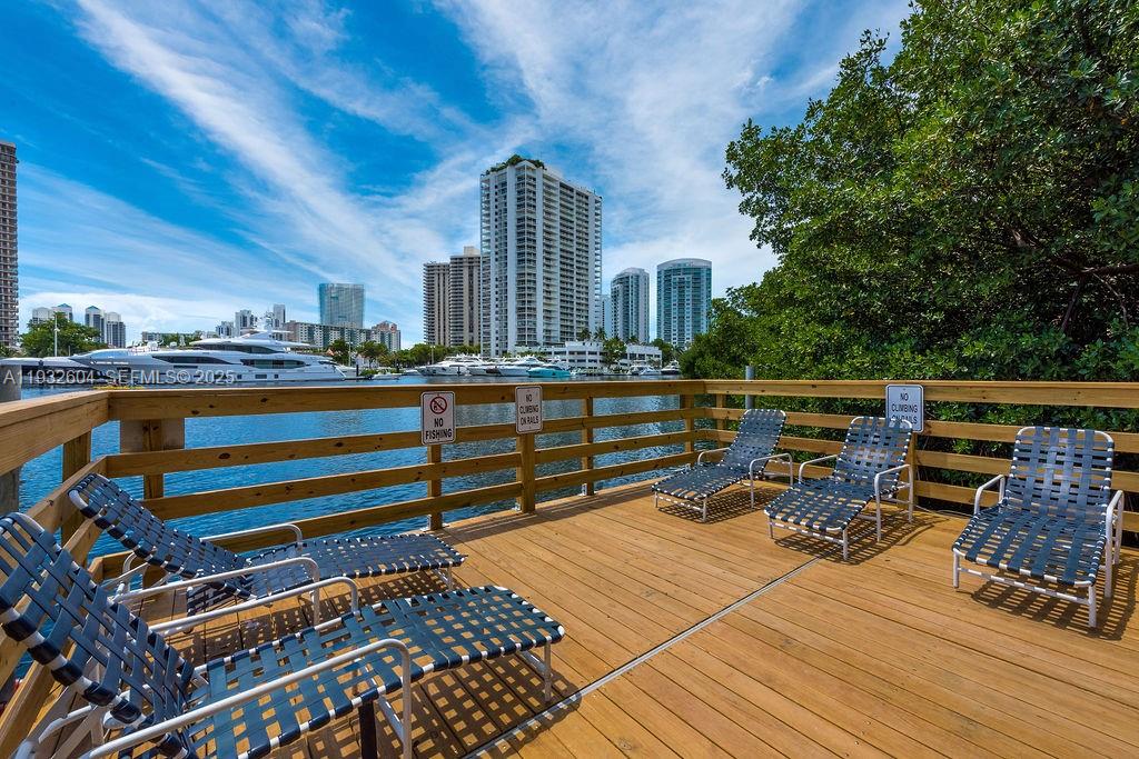 THE YACHT CLUB AT AVENTUR - Residential Lease