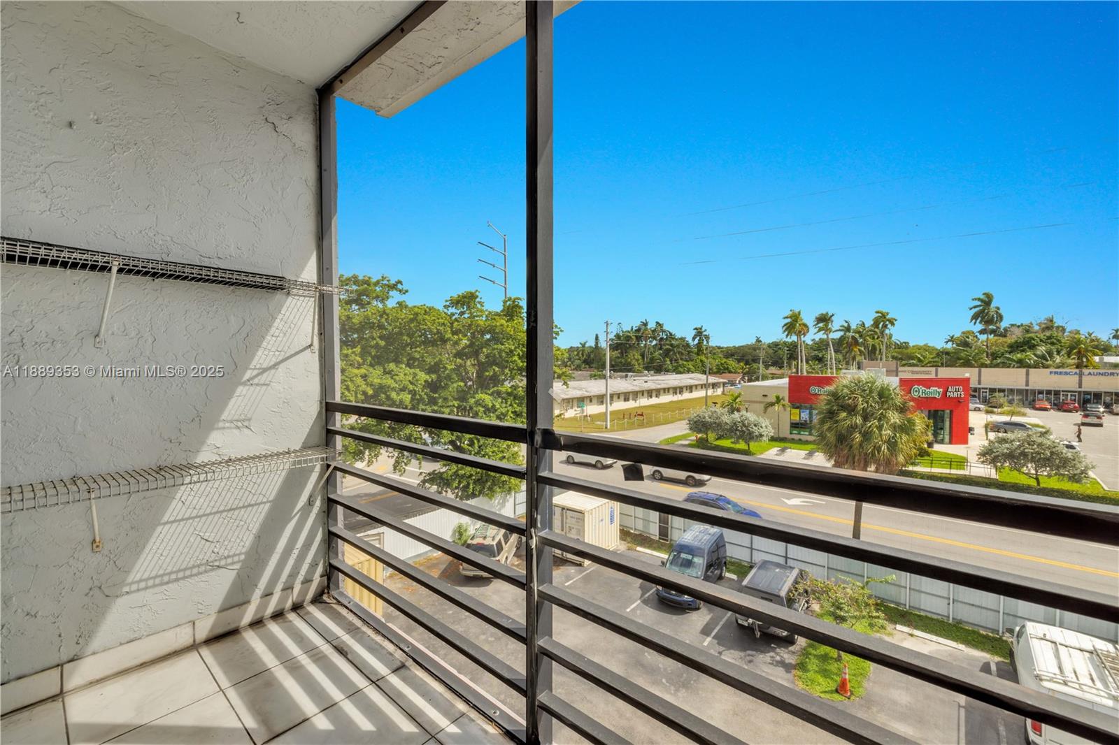 BROOKVIEW CONDO - Residential
