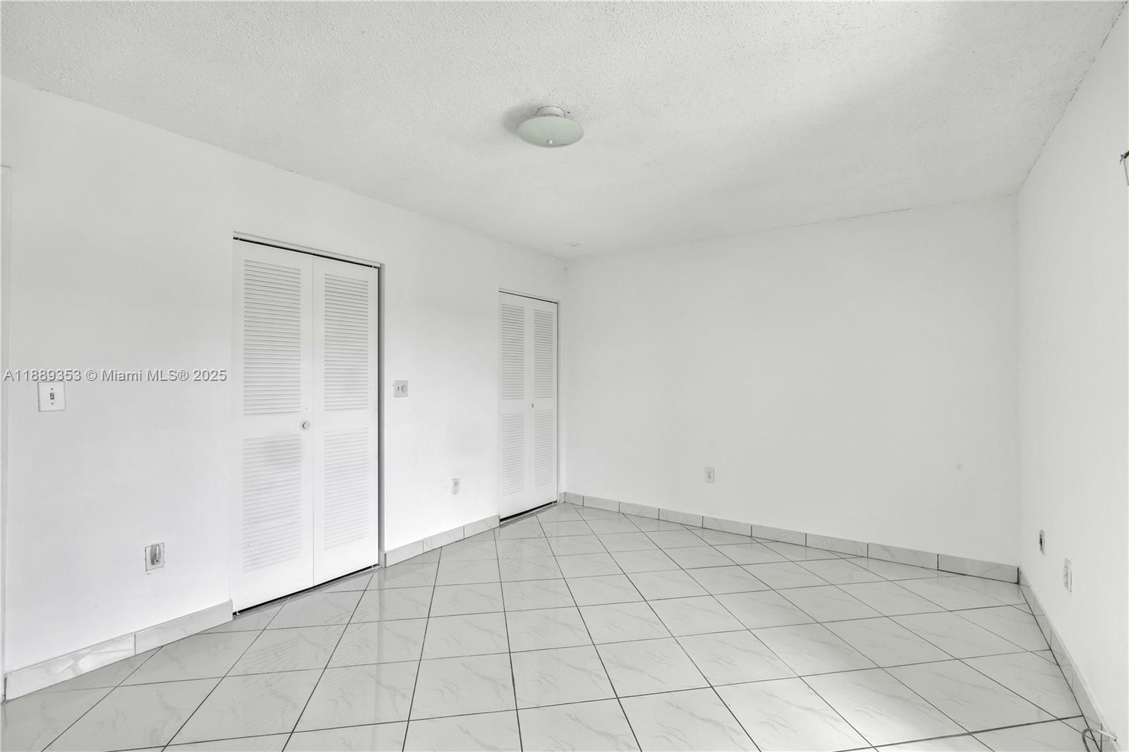 BROOKVIEW CONDO - Residential