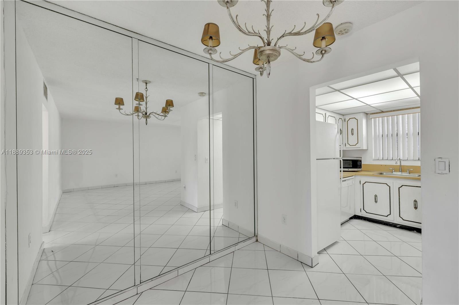 BROOKVIEW CONDO - Residential
