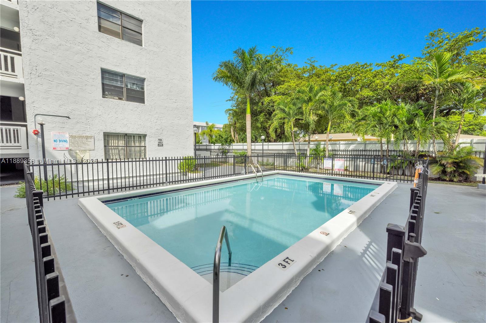 BROOKVIEW CONDO - Residential