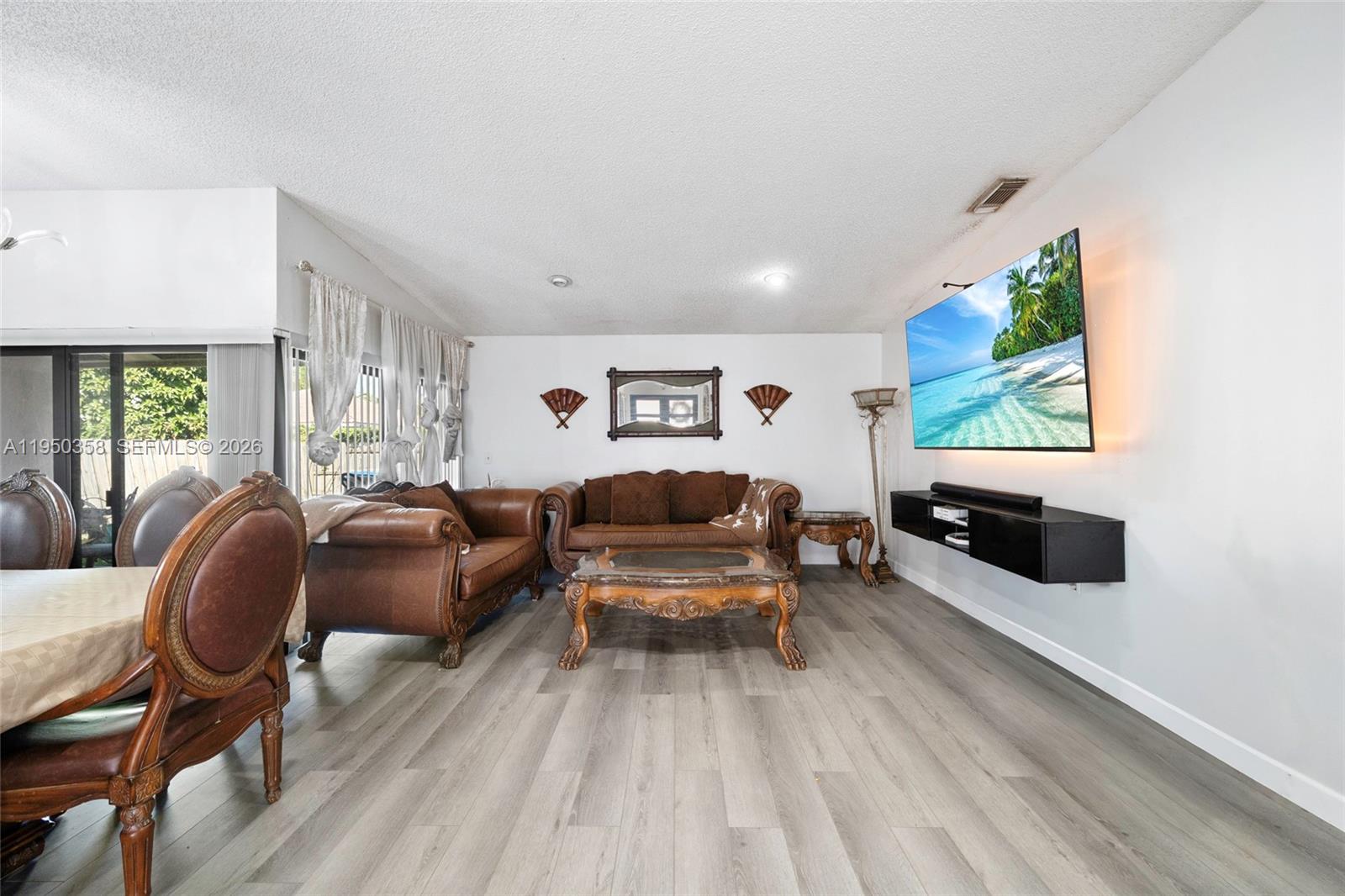 CAMBRIDGE ESTATES - Residential