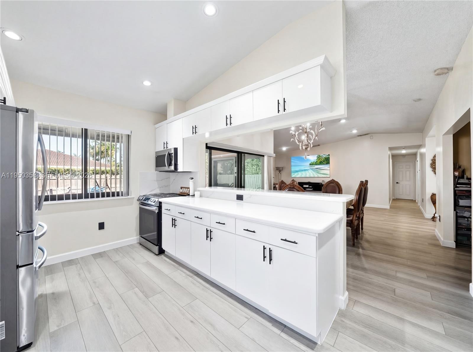 CAMBRIDGE ESTATES - Residential