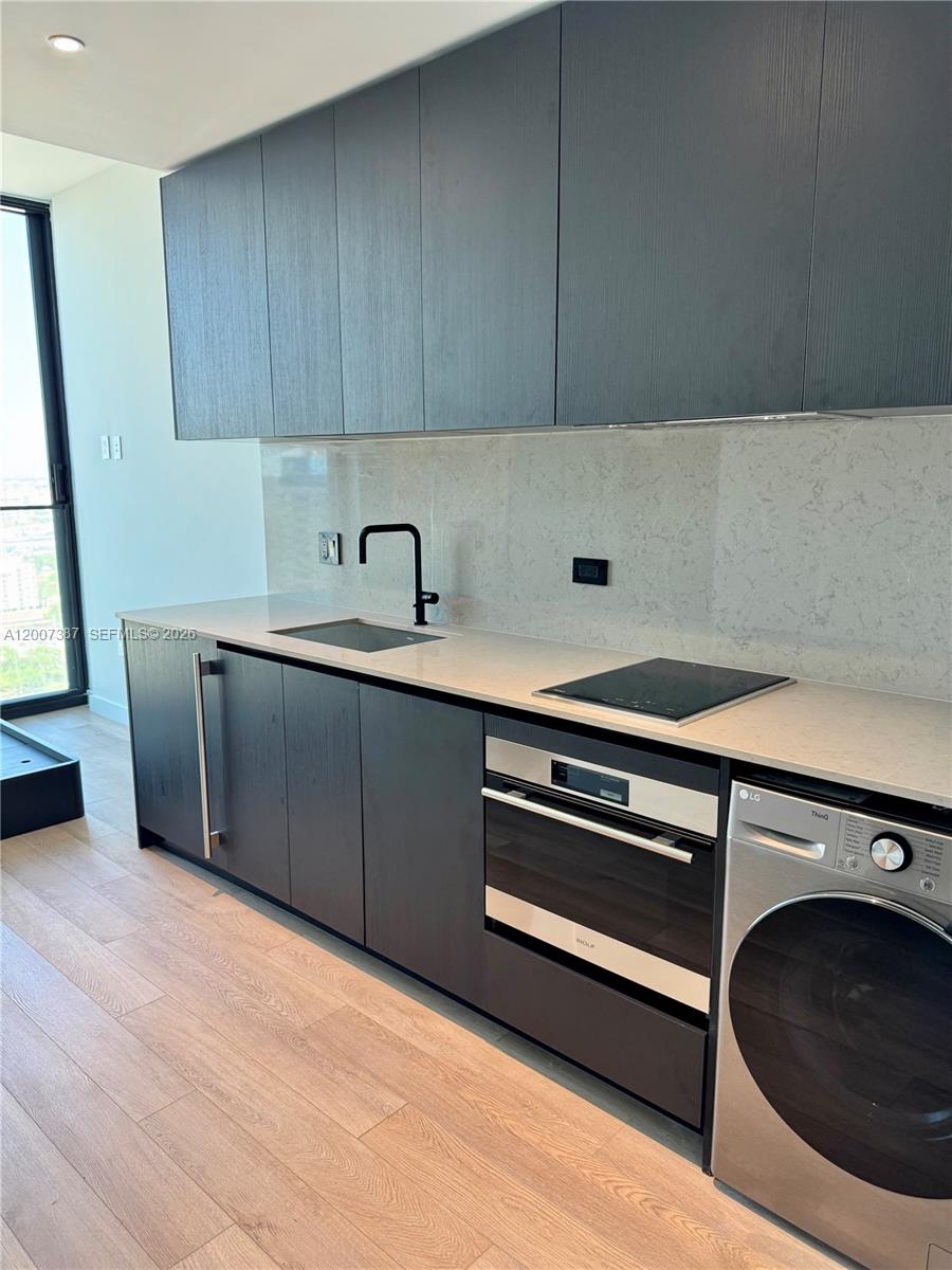 E11EVEN - Residential