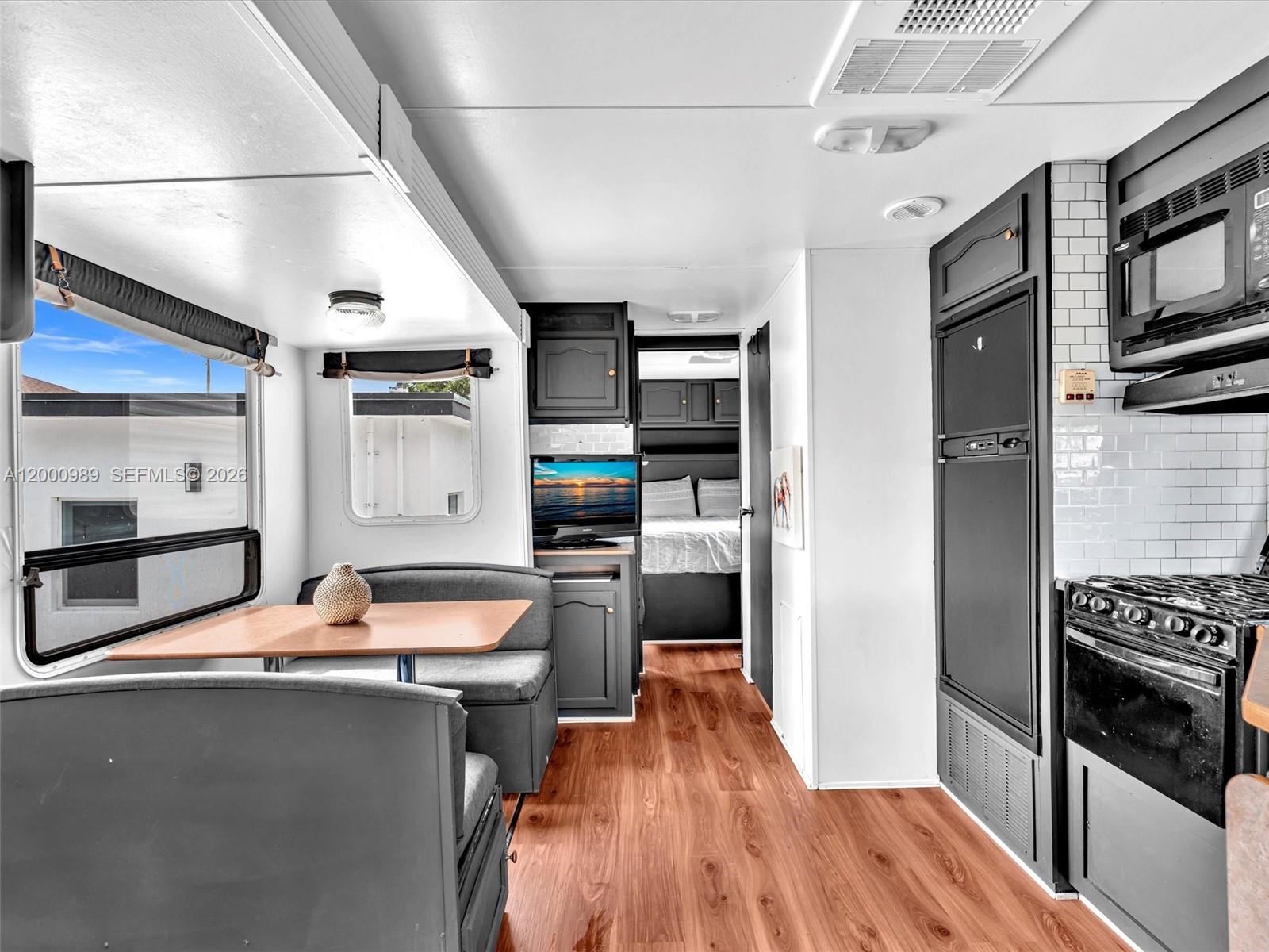 SILVER TERRACE DELRAY - Residential