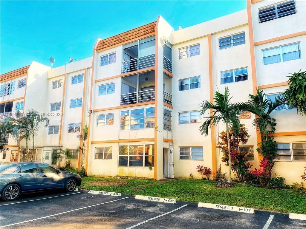 Property for Sale at 2201 Nw 41st Ave 108, Lauderhill, Miami-Dade County, Florida - Bedrooms: 1 
Bathrooms: 1  - $99,000
