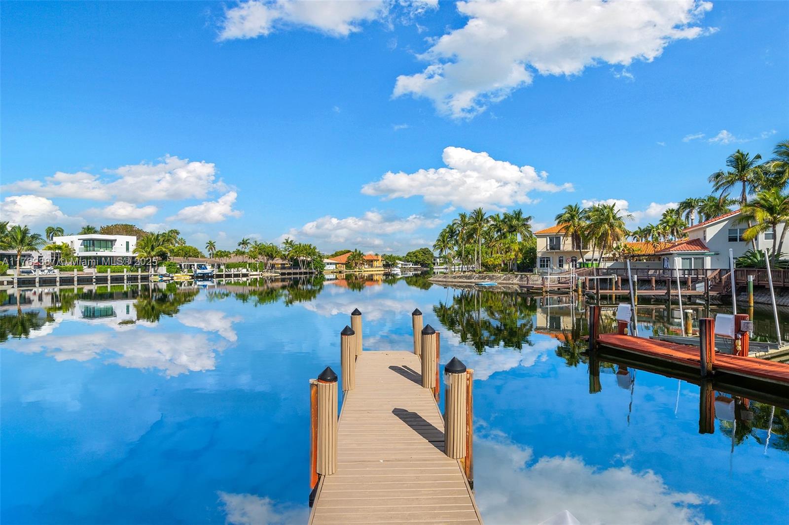 THREE ISLANDS 3RD SECTION - Residential