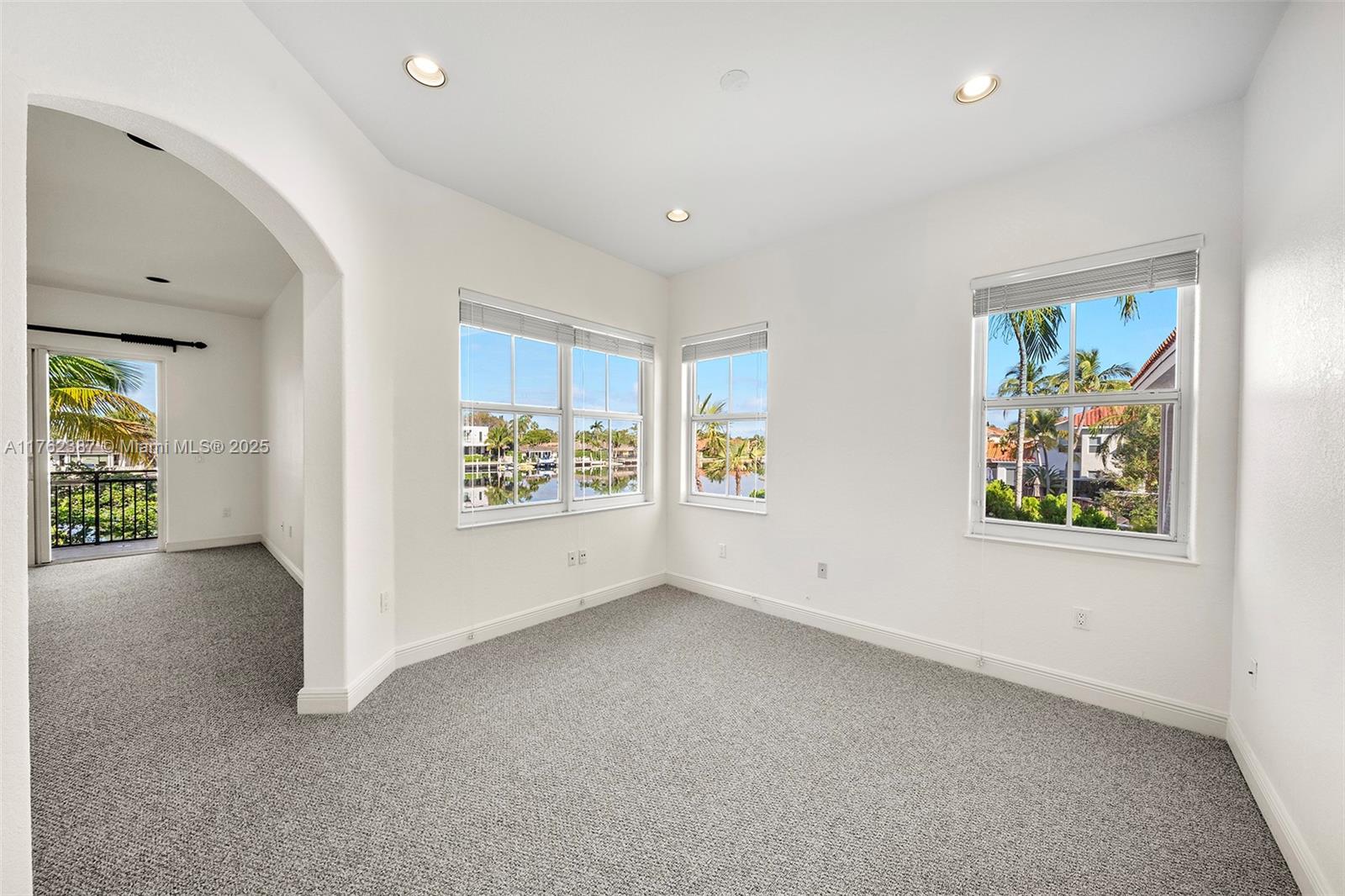 THREE ISLANDS 3RD SECTION - Residential