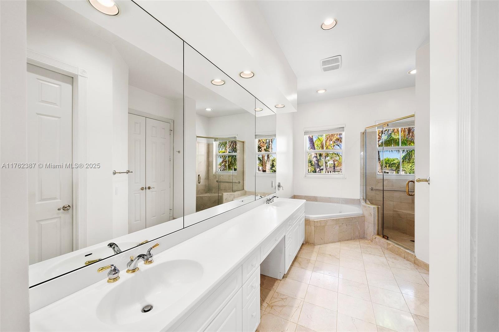 THREE ISLANDS 3RD SECTION - Residential