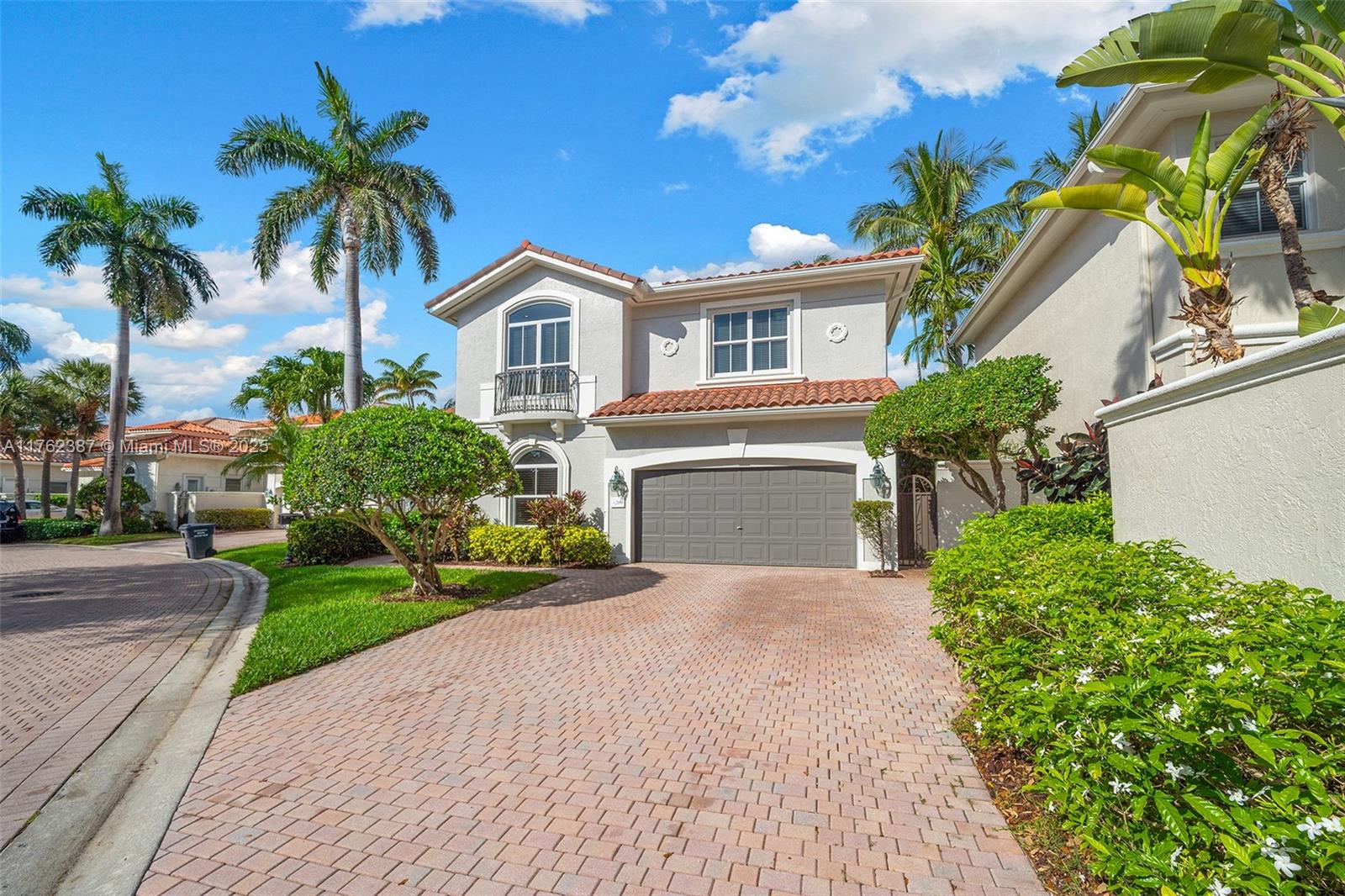 THREE ISLANDS 3RD SECTION - Residential