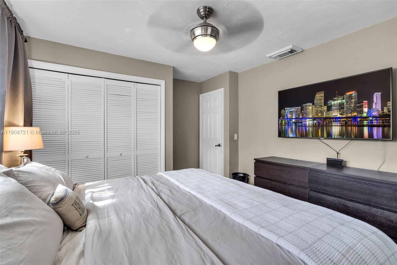 AVON PARK - Residential