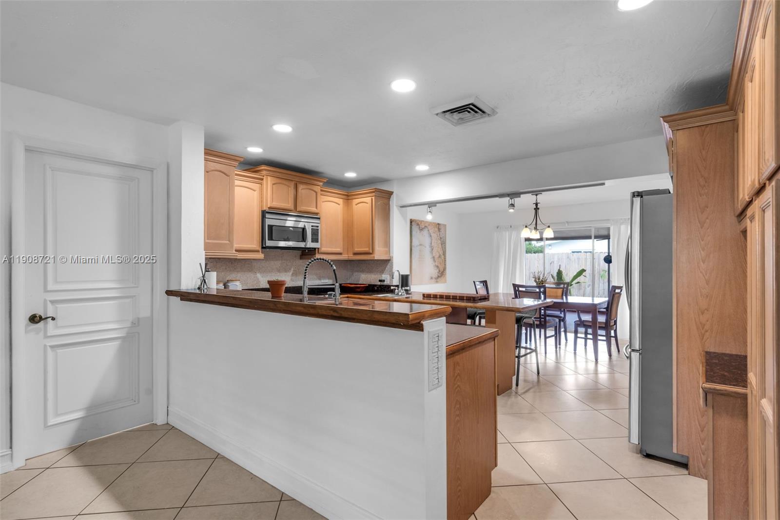 AVON PARK - Residential