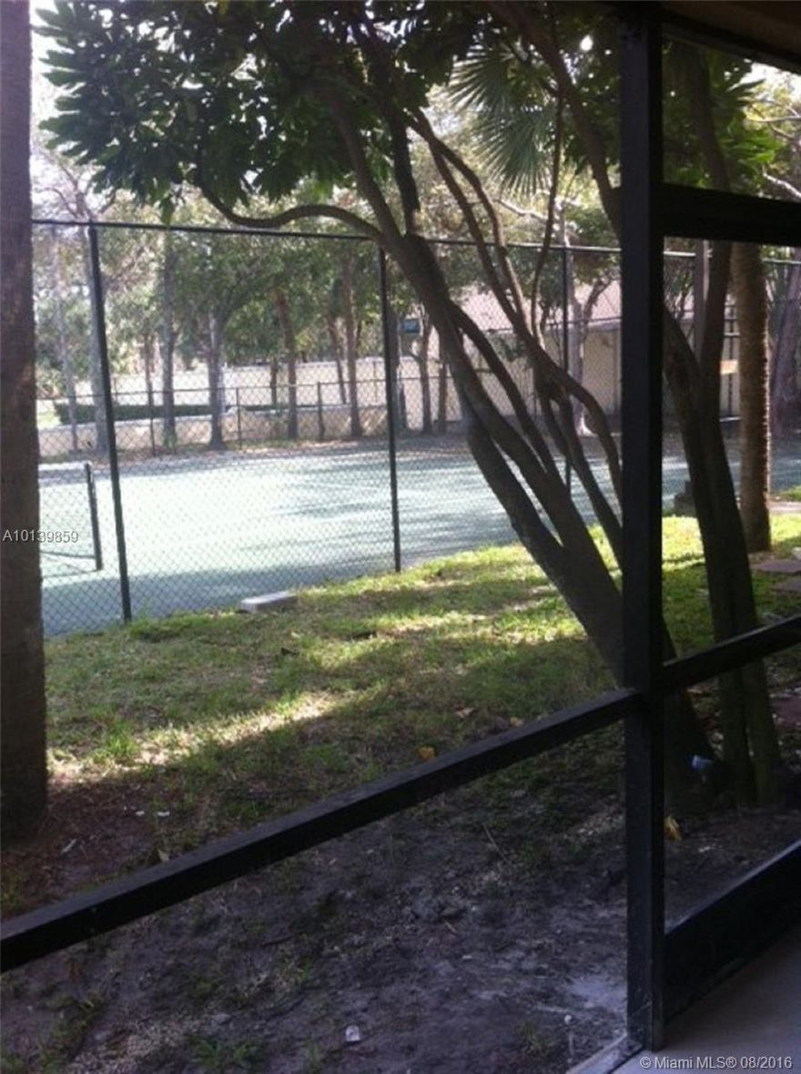 Amazing remodeled 2be/2 bath apartment, with custom tile work through the whole unit. Designer paint stunning kitchen with brand new stainless steel appliances, granite countertops, side by side fridge. You will love the spacious, custom made porcelain  bathrooms, and incredibly spacious walk-in closets. Brand new washer and dryer inside the unit.