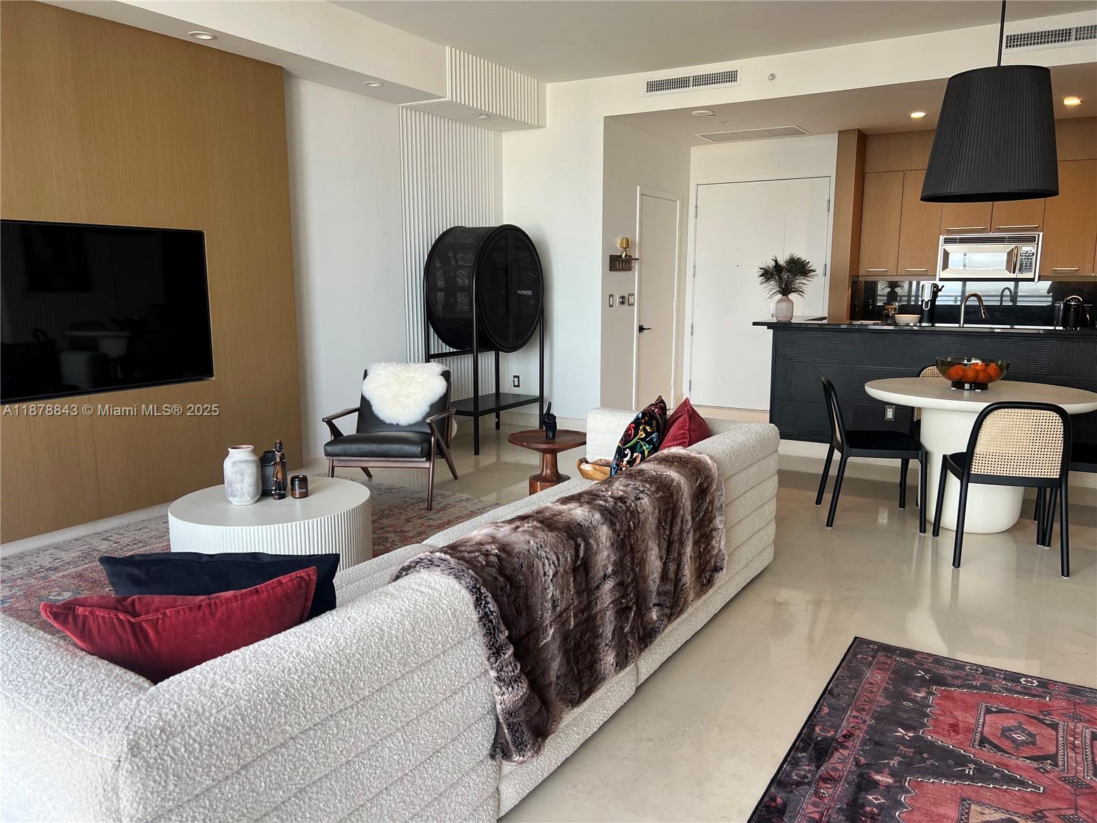 901 Brickell Key Blvd 3702