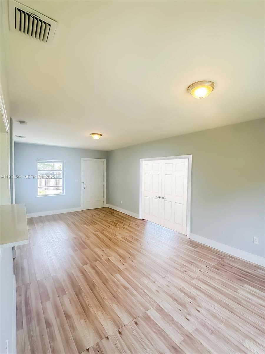 RICHMOND HEIGHTS - Residential