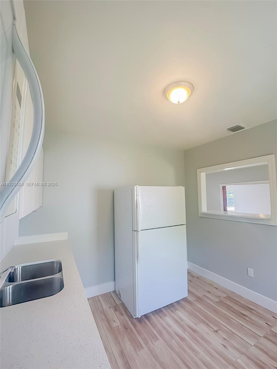 RICHMOND HEIGHTS - Residential