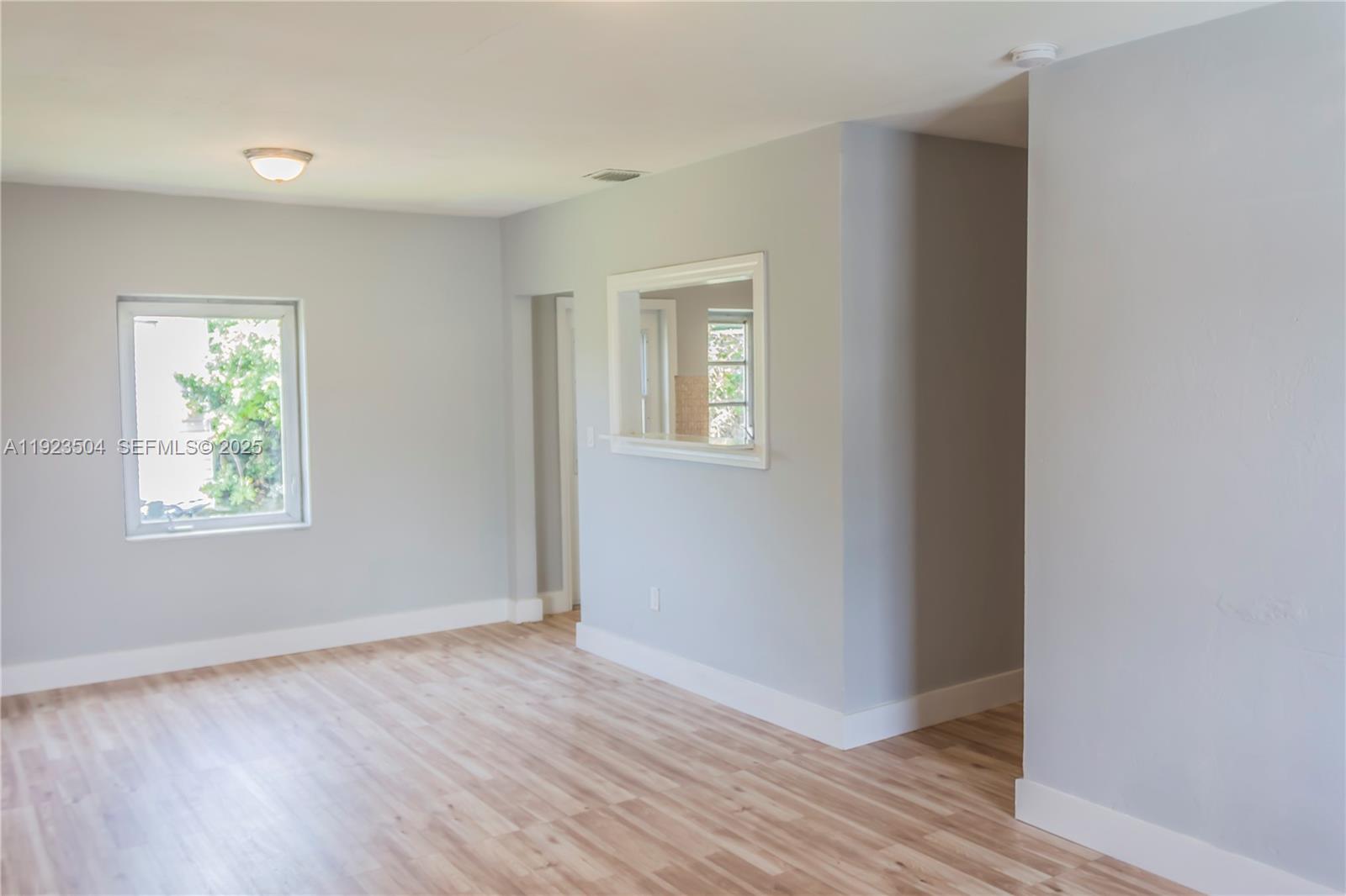 RICHMOND HEIGHTS - Residential