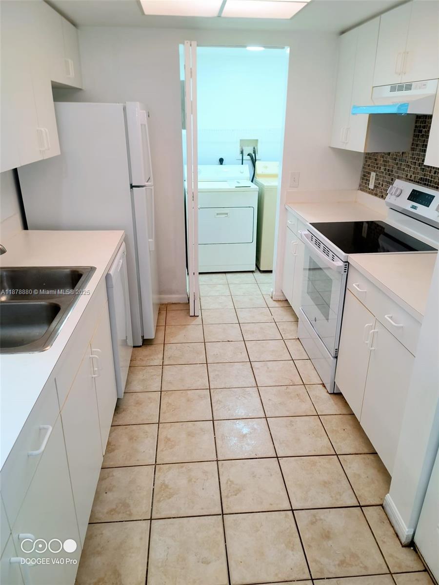 GRAND ISLES CONDO - Residential Lease
