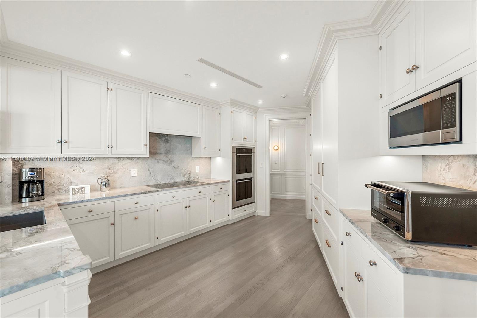 BAYVIEW FISHER ISL CONDO - Residential