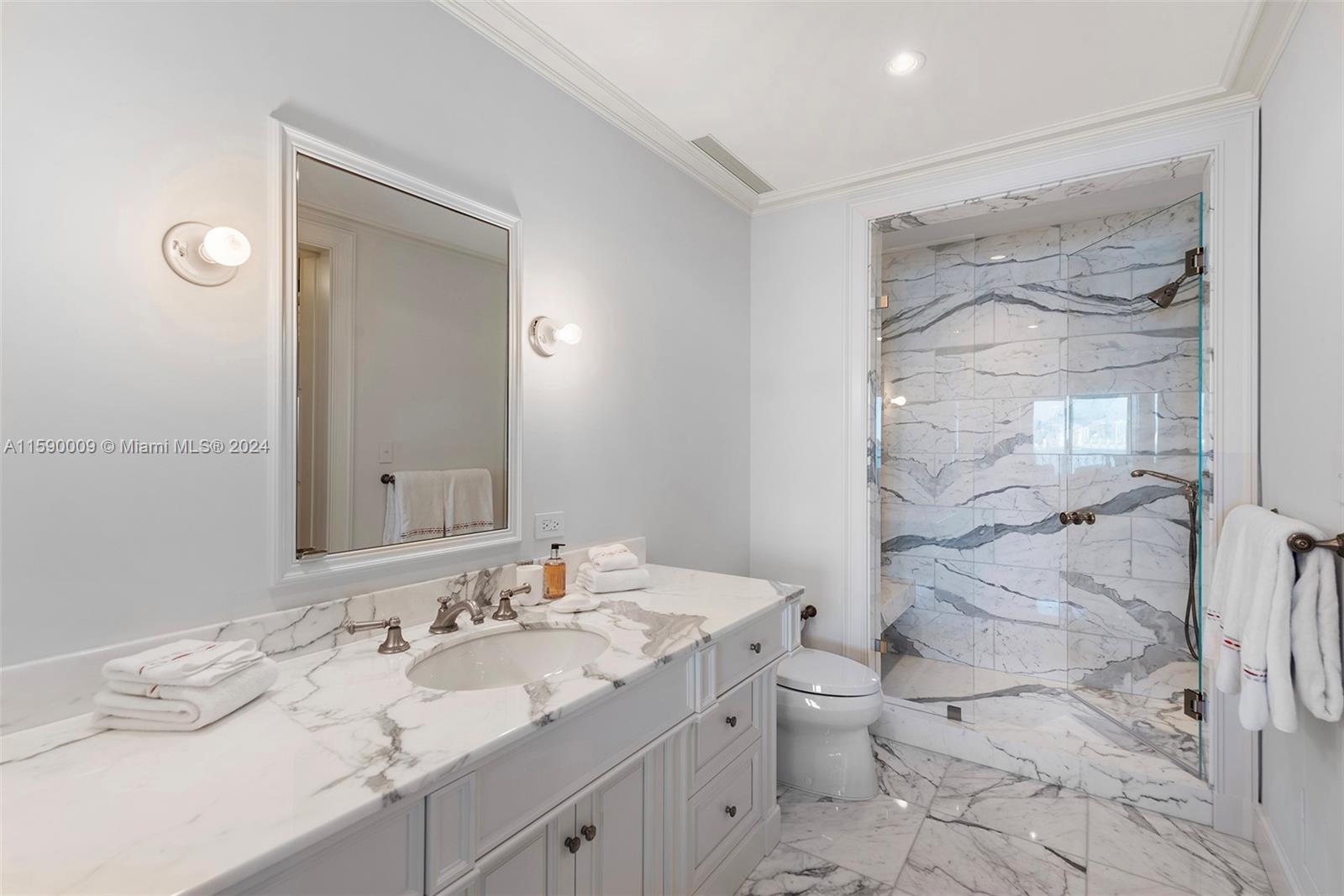 BAYVIEW FISHER ISL CONDO - Residential