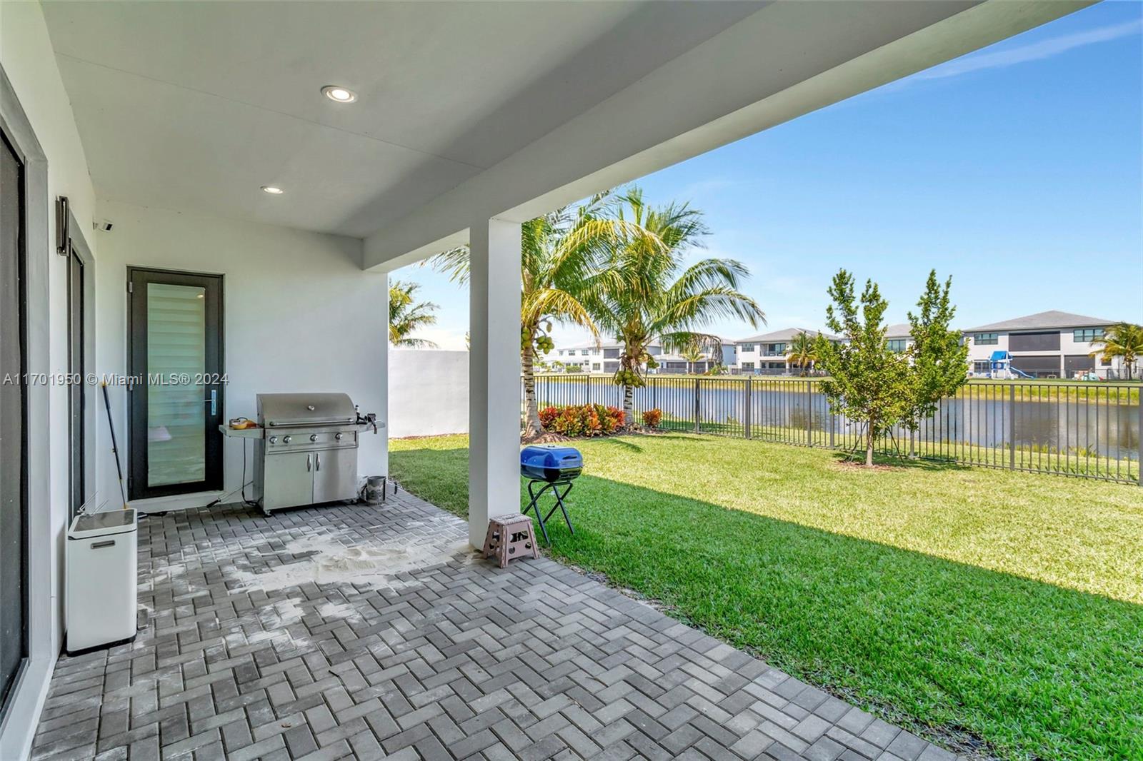 BRIDGES MIZNER PUD BRIDGE - Residential