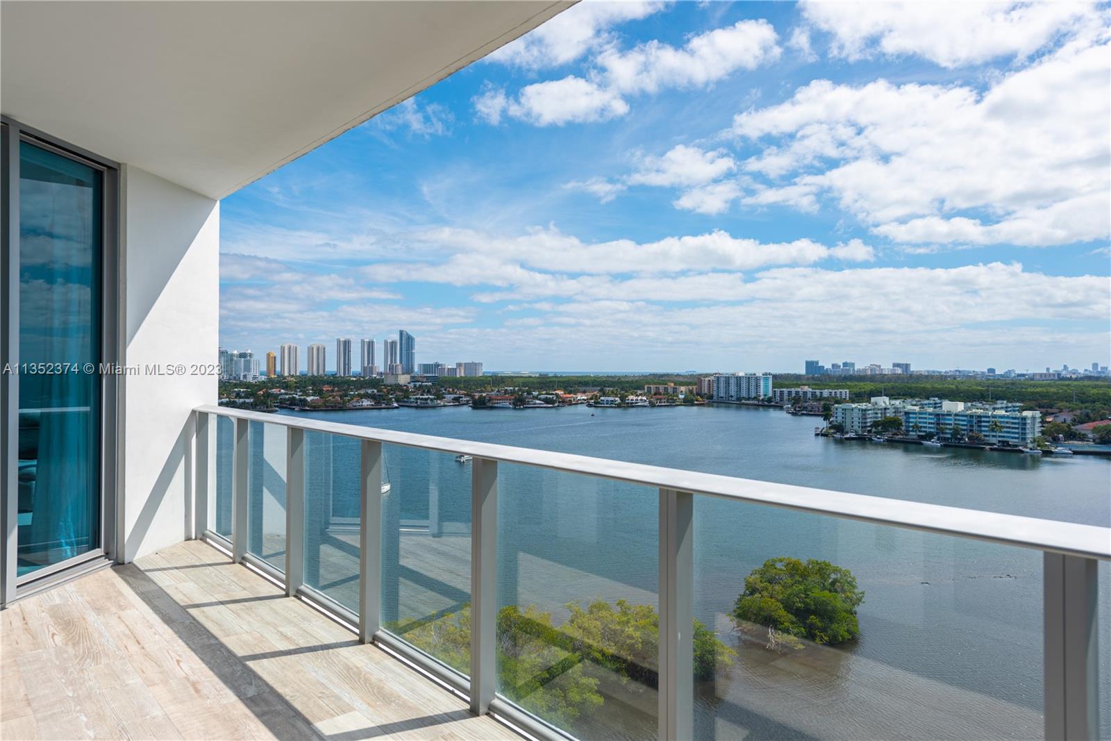 Photo 42 of 51 of 17111 Biscayne Blvd 1406 condo