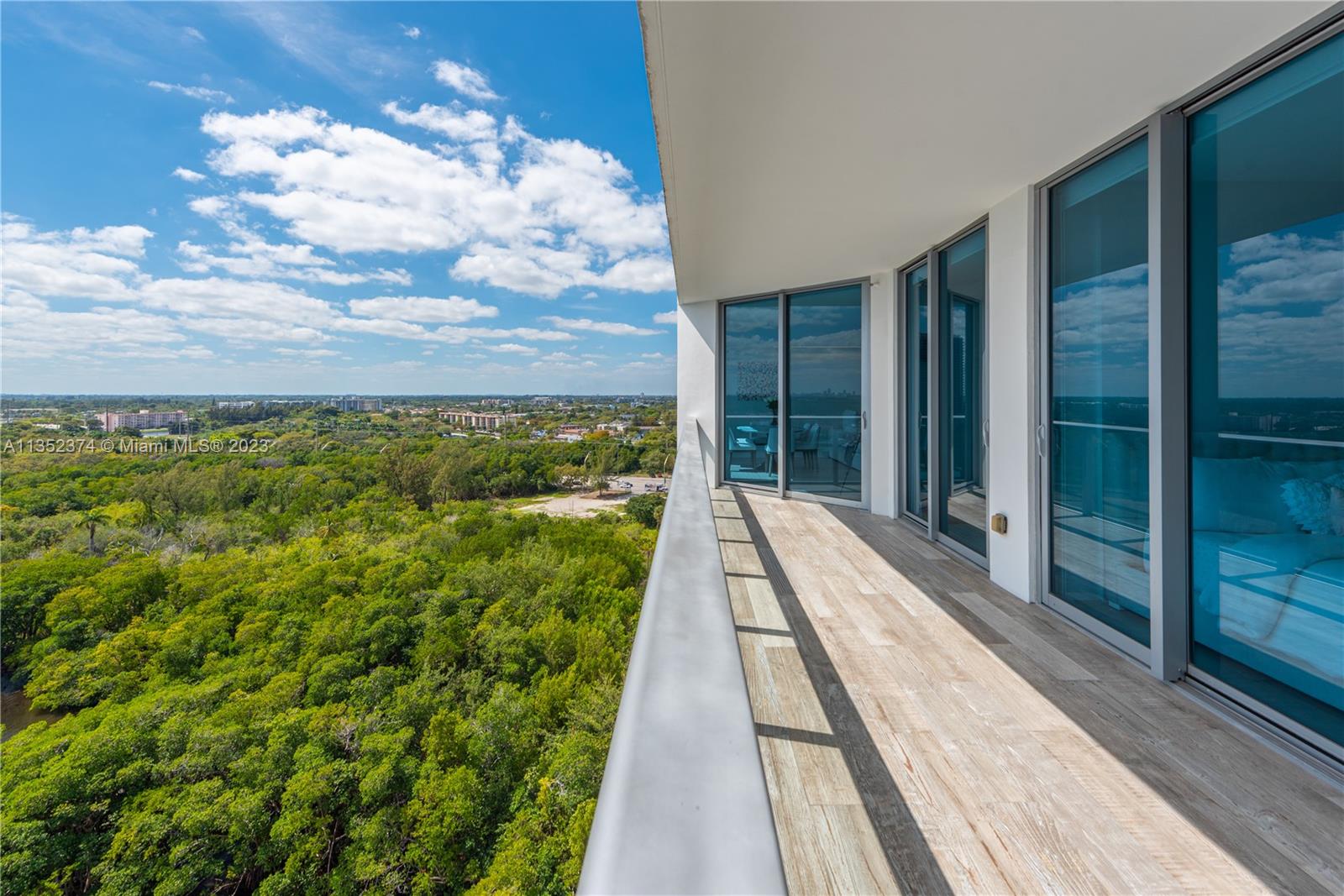 Photo 46 of 51 of 17111 Biscayne Blvd 1406 condo