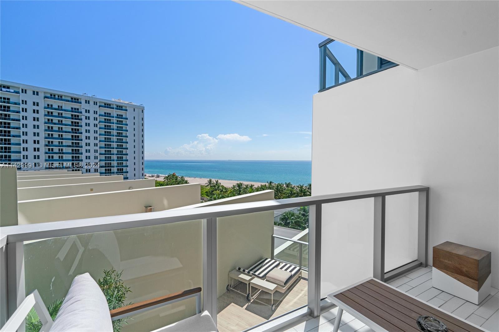 The W South Beach - Residential