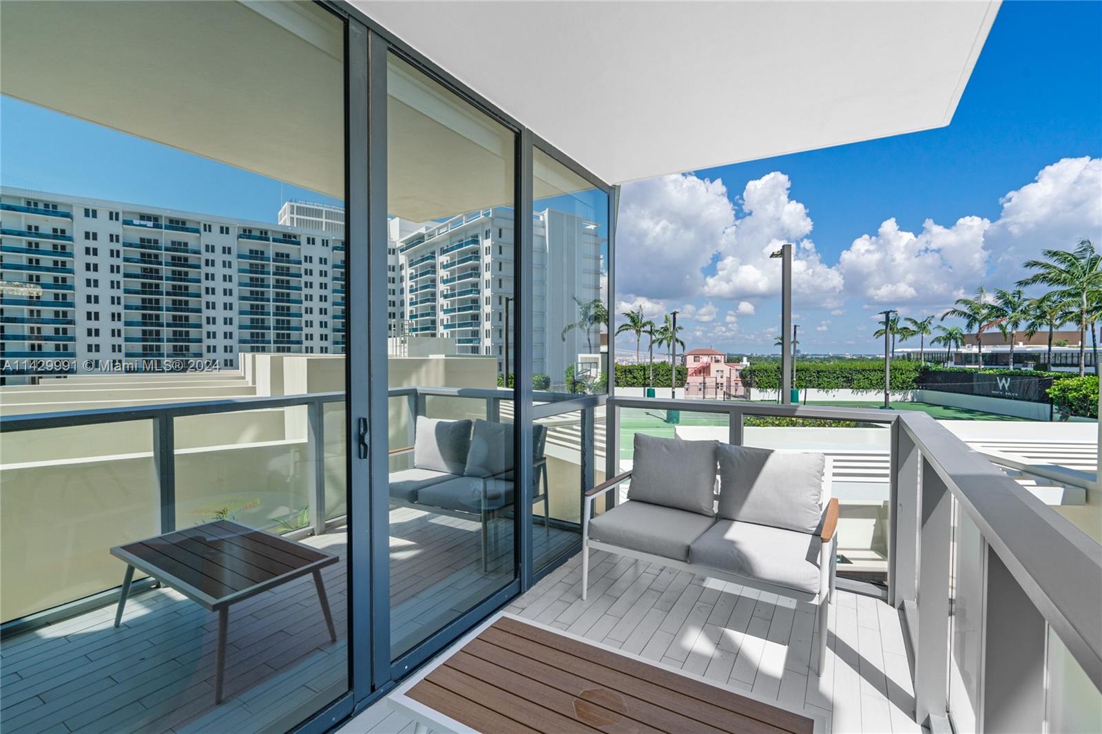 The W South Beach - Residential