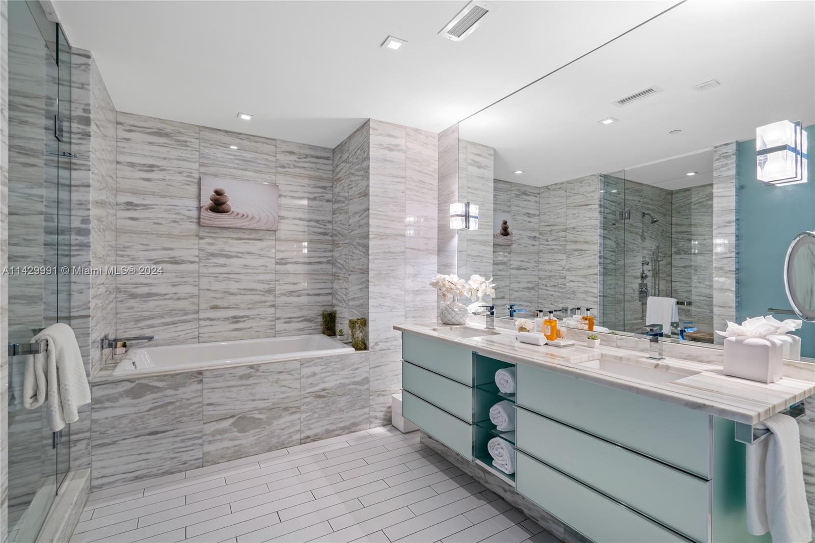 The W South Beach - Residential