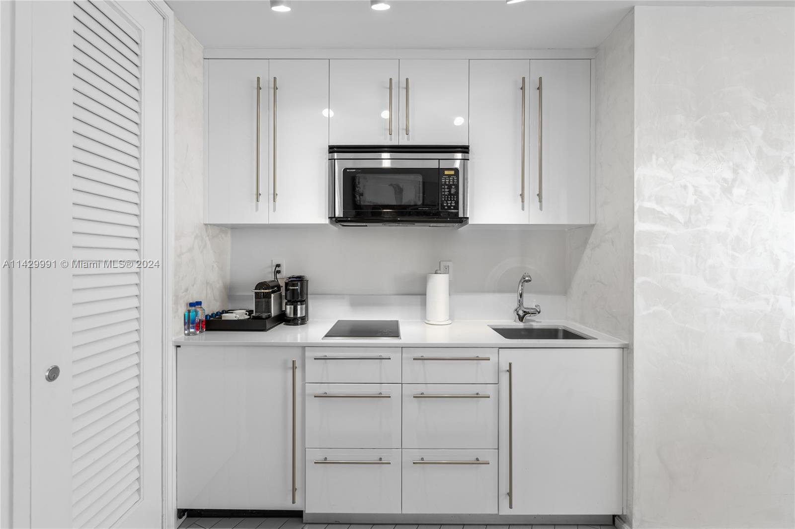 The W South Beach - Residential