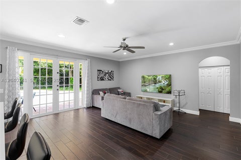 Tiny photo for 4228 Laurel Ridge Cir, Weston, FL 33331 (MLS # A12040141)