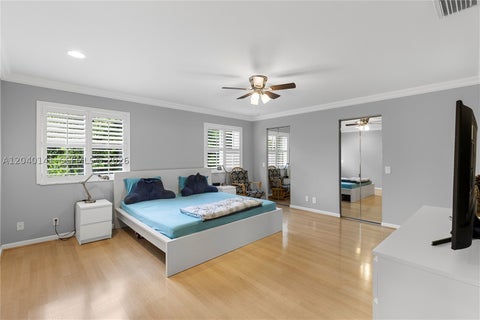Tiny photo for 4228 Laurel Ridge Cir, Weston, FL 33331 (MLS # A12040141)