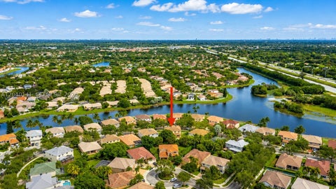 Tiny photo for 4228 Laurel Ridge Cir, Weston, FL 33331 (MLS # A12040141)