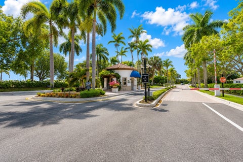 Tiny photo for 4228 Laurel Ridge Cir, Weston, FL 33331 (MLS # A12040141)