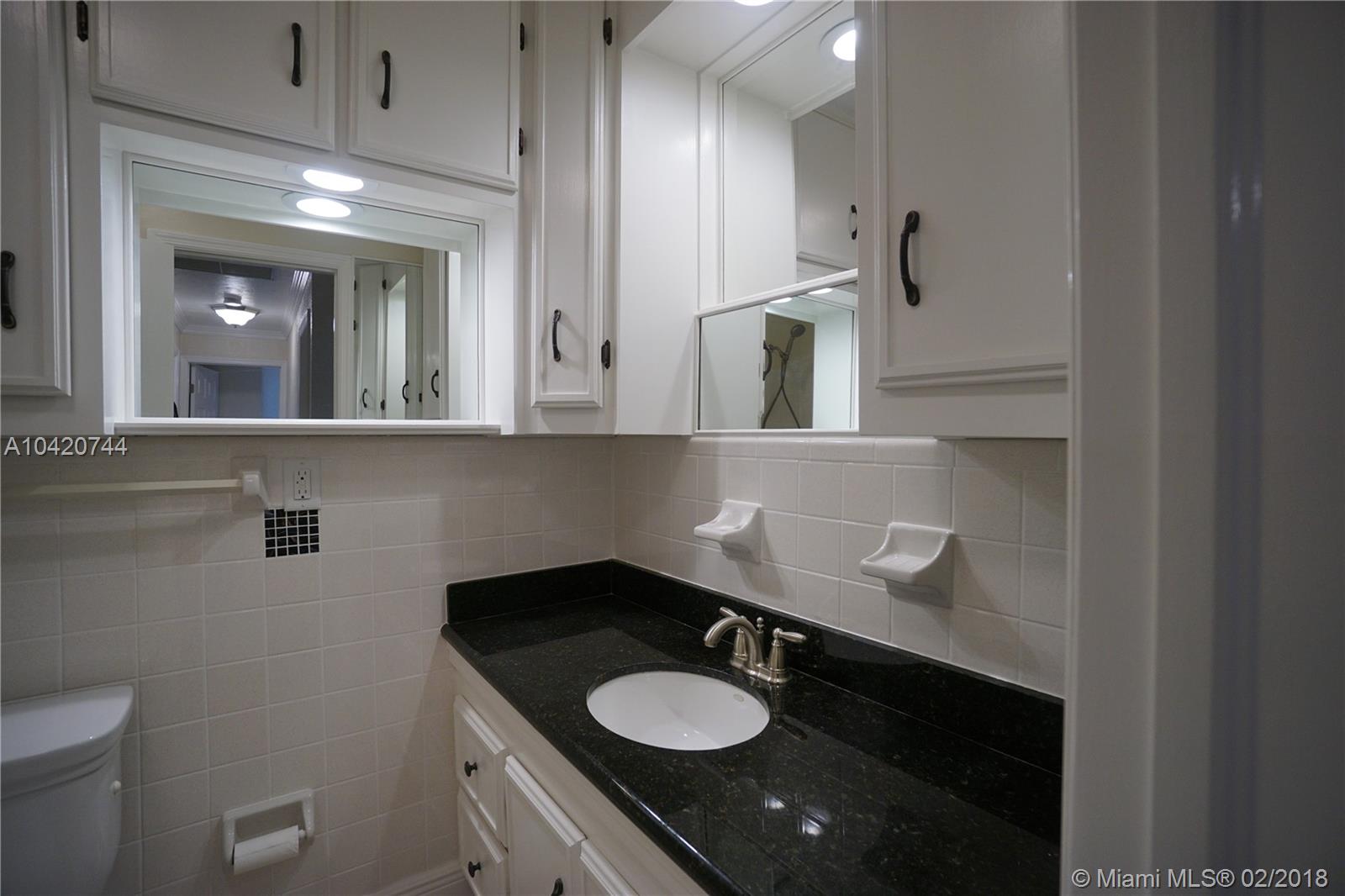 Paradise Port - Residential Lease