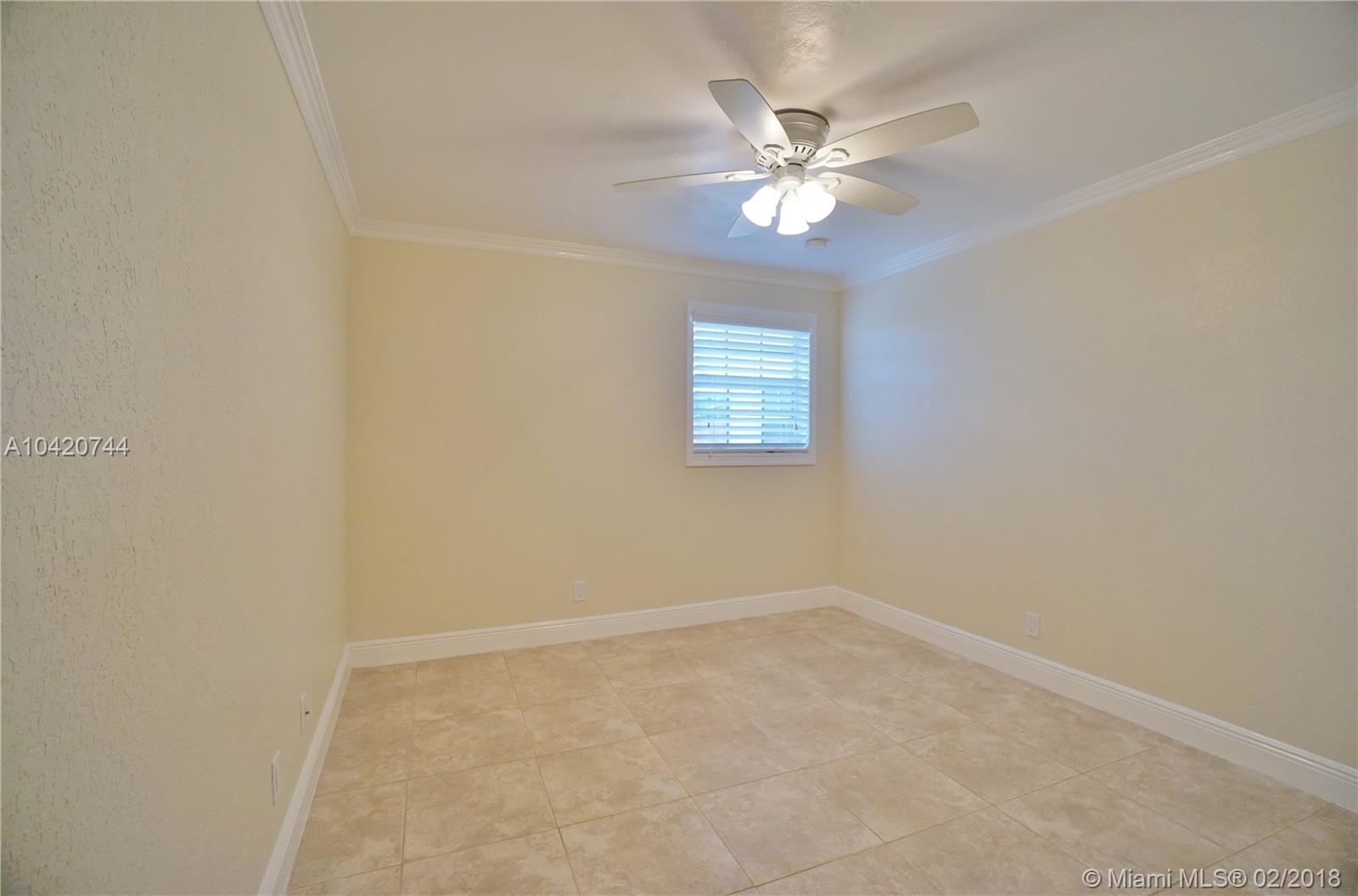 Paradise Port - Residential Lease