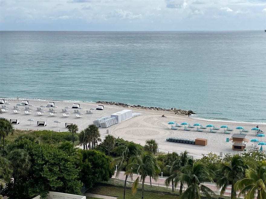 Beautiful large studio for rent with stunning direct ocean view in the Faena District. Unit is furnished and has a balcony overlooking the ocean, new AC, ceramic tile floors and walk-in closet, as well as a bedroom dedicated area. The building features 24 hours security and front desk, pool, gym and private beach service. Beachfront living at walking distance from all that South Beach has to offer with its stores, cafes and restaurants!