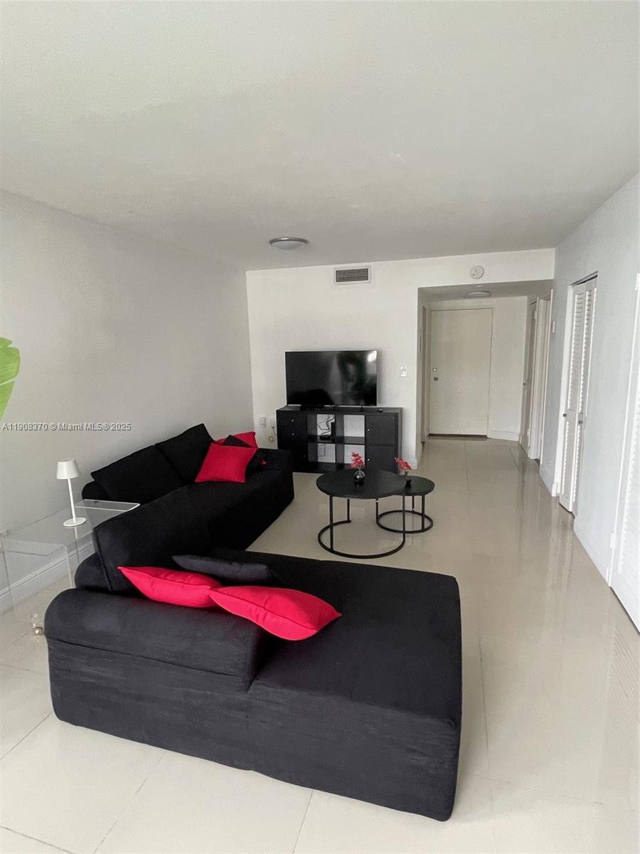 TRITON TOWER CONDO - Residential Lease