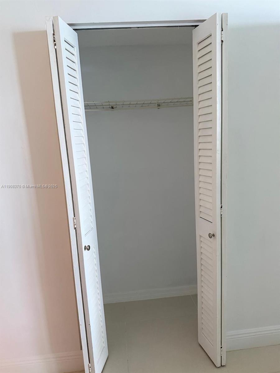 TRITON TOWER CONDO - Residential Lease