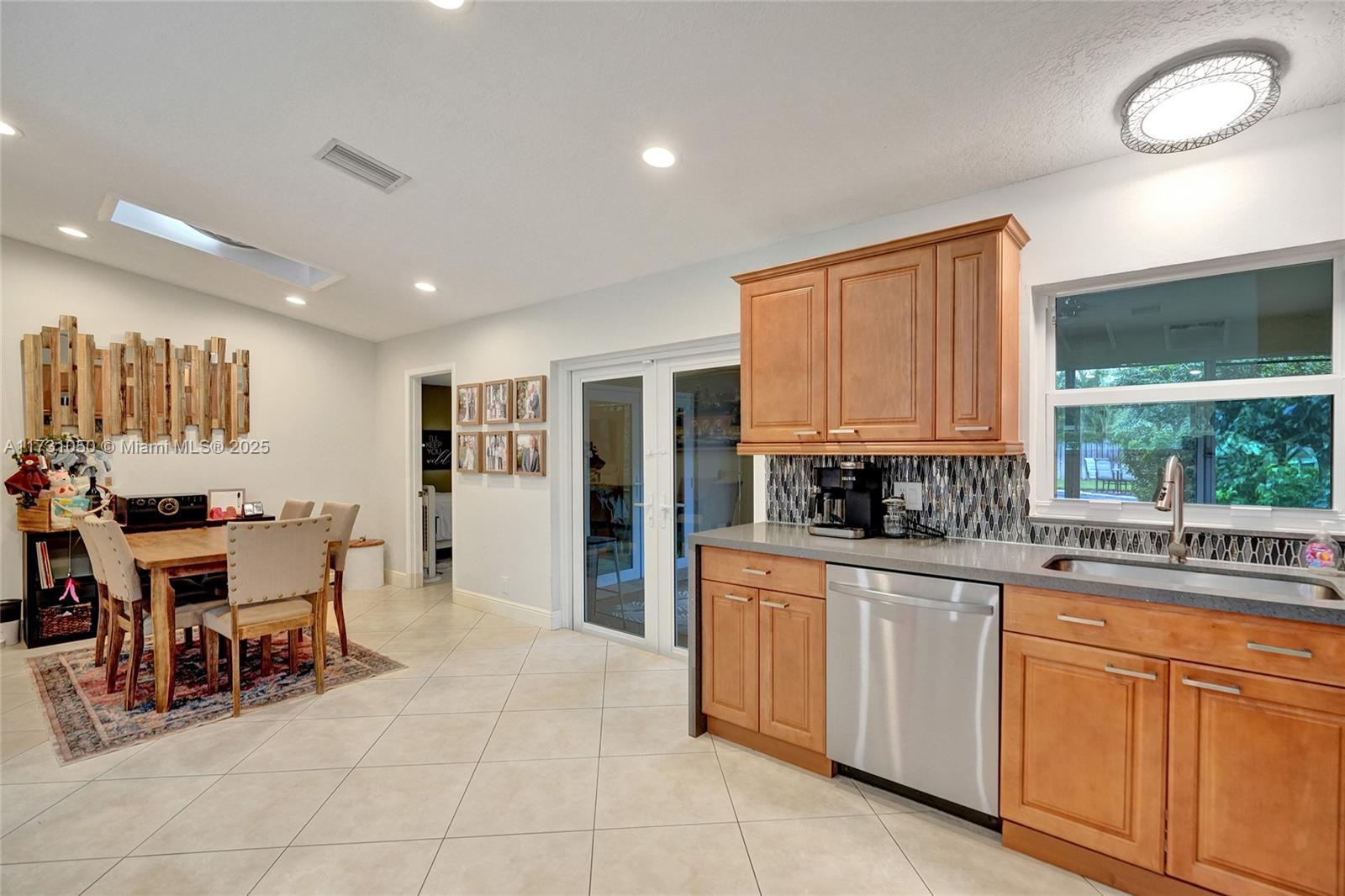 RAMBLEWOOD SOUTH - Residential