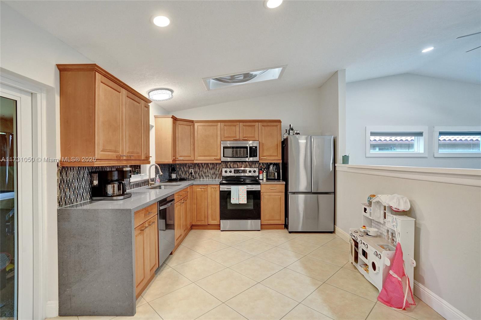 RAMBLEWOOD SOUTH - Residential